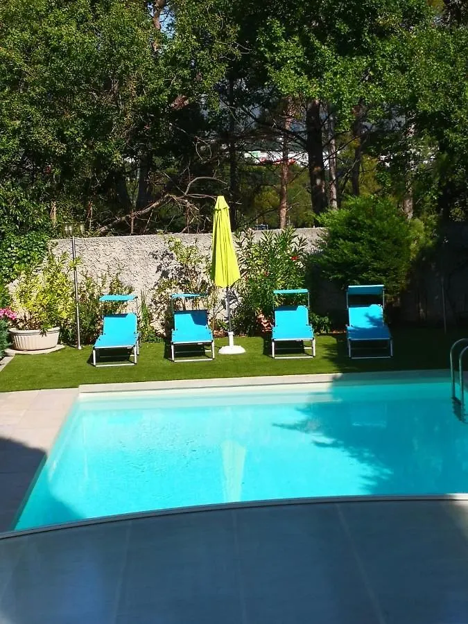 Lou Pauseto Apartment Aubagne France