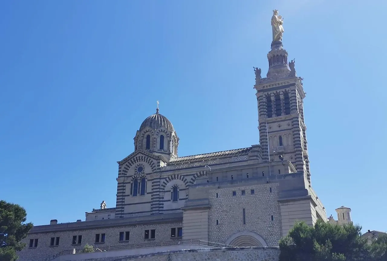 Lou Pauseto Apartment Aubagne France